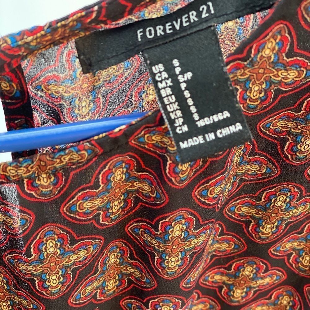 Size small romper - Picture 4 of 4